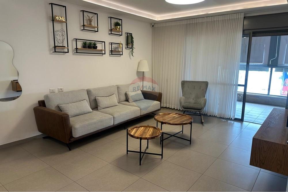 Apartment for Sale in נתיבות - Image 1