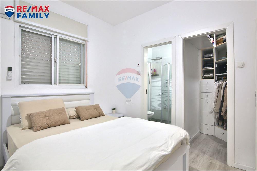 Apartment for Sale in קרית מוצקין - Image 5