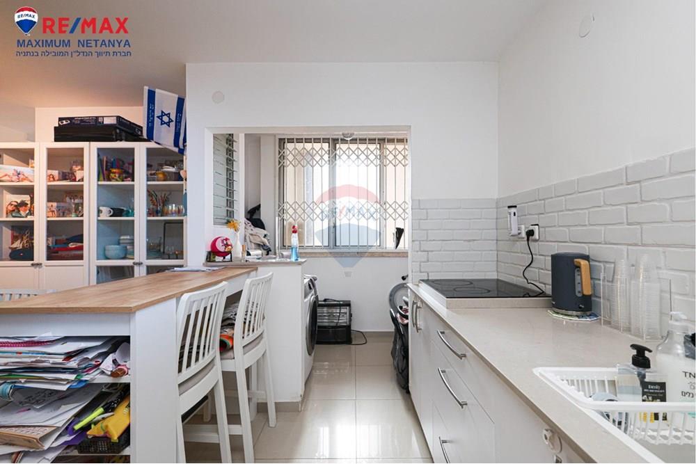 Apartment for Sale in Netanya - Image 3