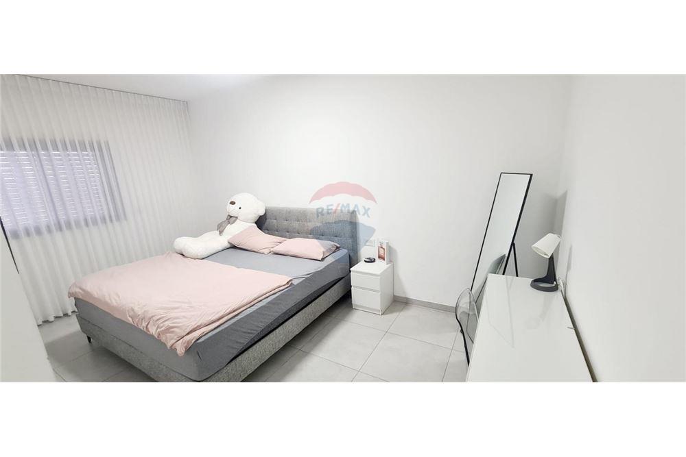 Apartment for Sale in Afula - Image 2