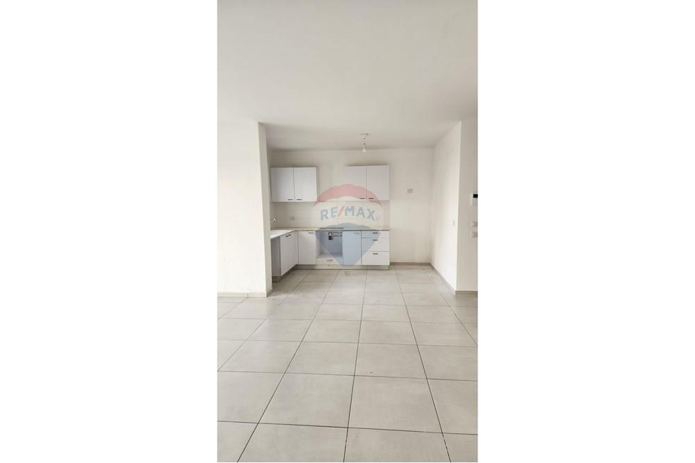 Apartment for Sale in חריש - Image 2