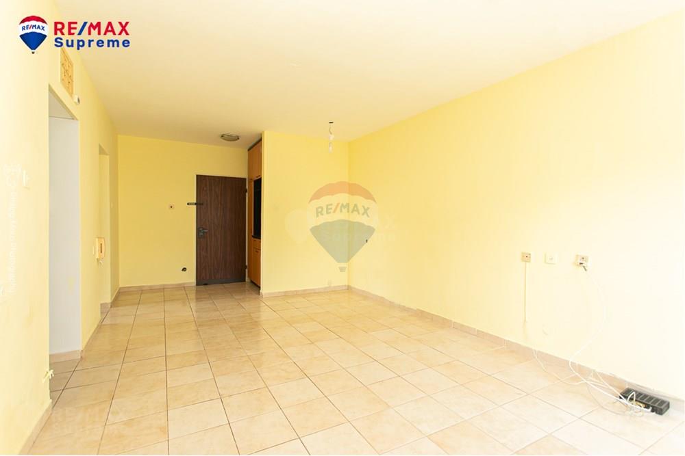 Apartment for Sale in נשר - Image 2