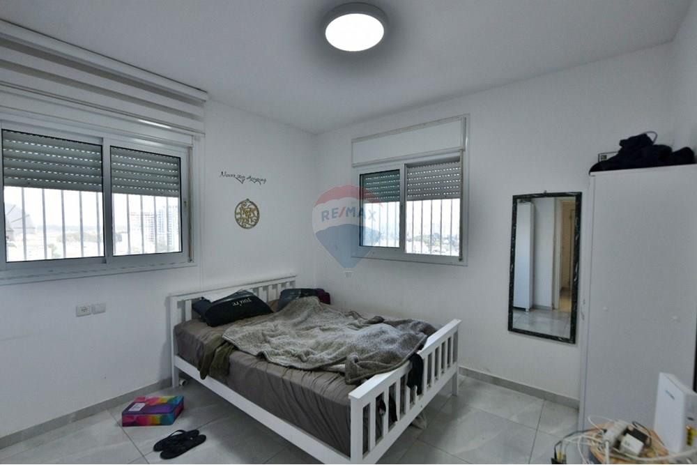 Apartment for Sale in Or Yehuda - Image 4