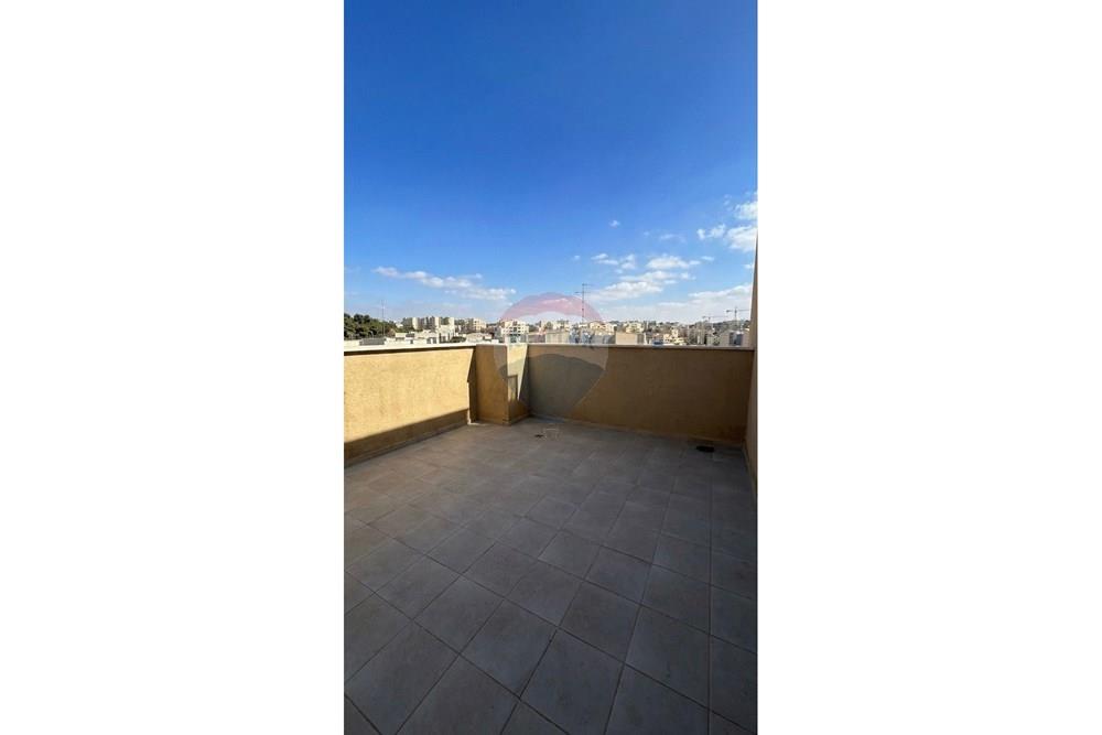 Apartment for Sale in חריש - Image 4