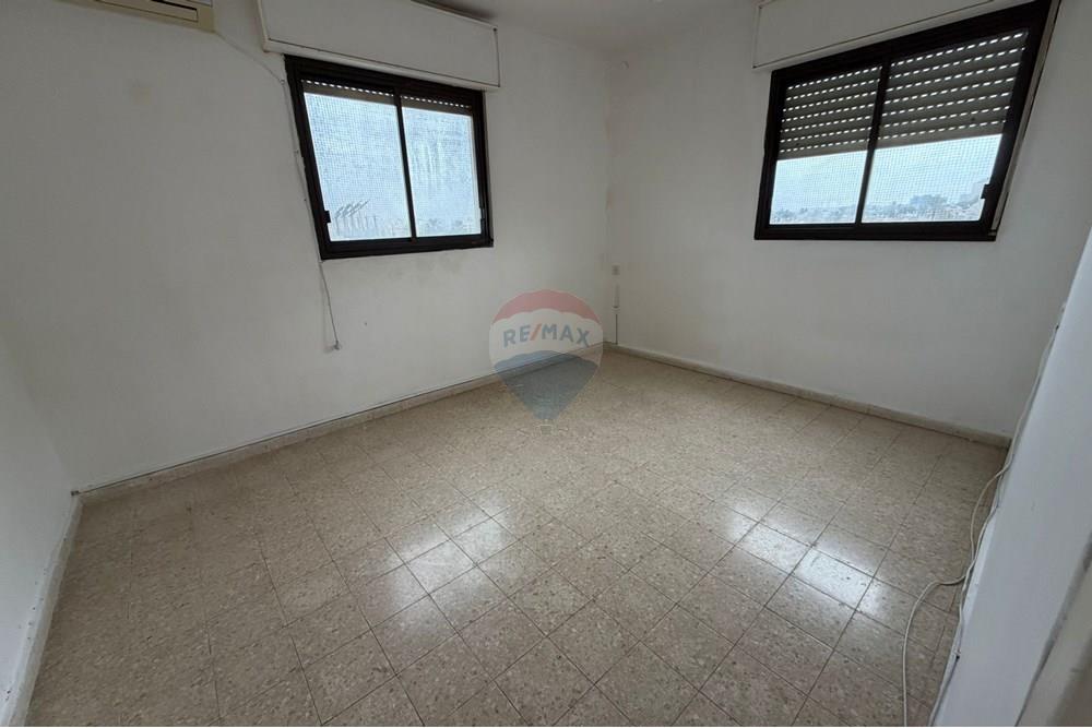 Apartment for Sale in Ashkelon - Image 3