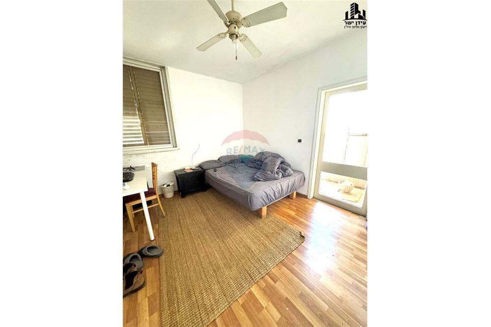 Apartment for Sale in Tel Aviv - Image 4