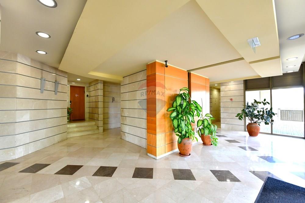 Apartment for Sale in קרית אונו - Image 5