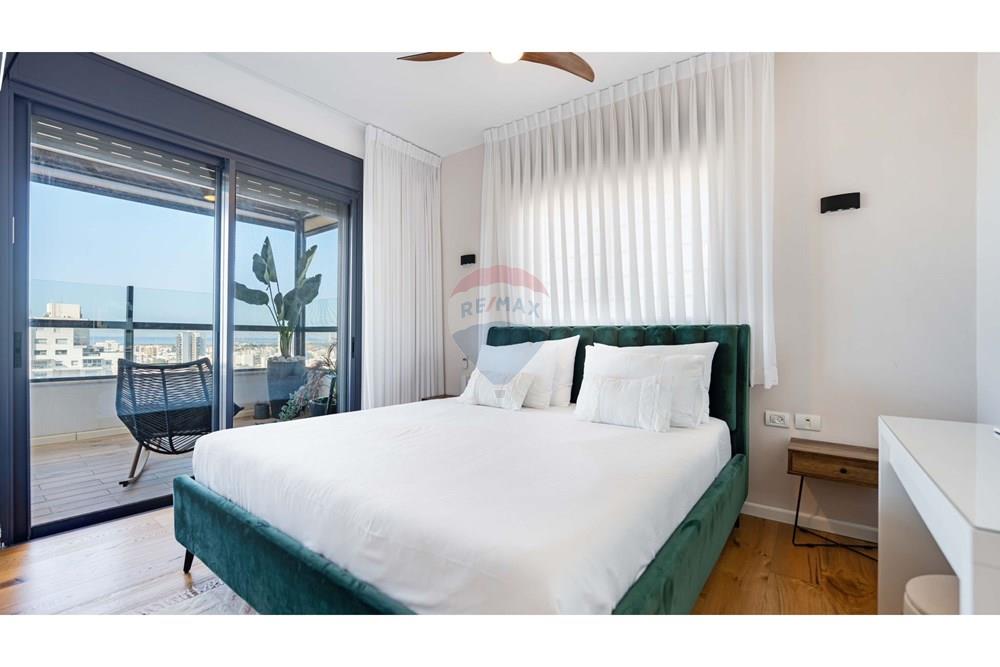 Apartment for Sale in Hadera - Image 7