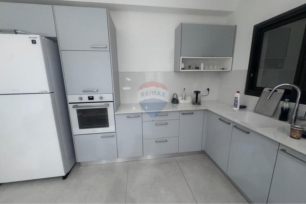 Apartment for Sale in Nahariya - Image 2