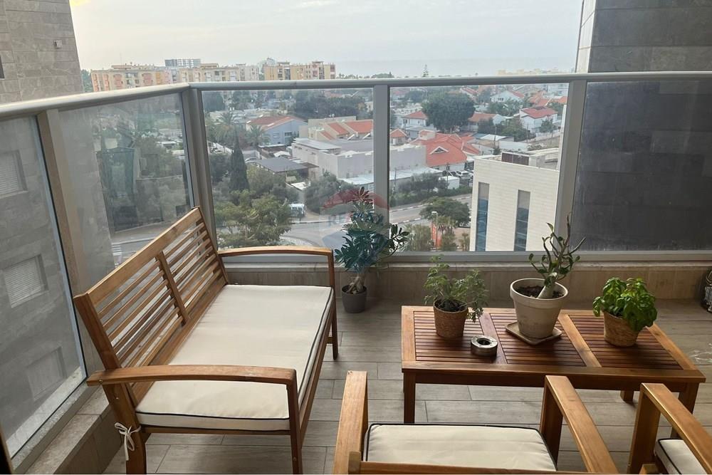 Apartment for Sale in Ashkelon - Image 4