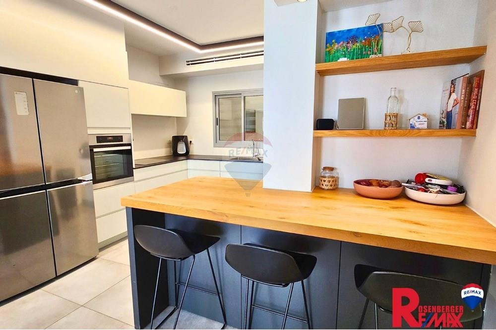 Apartment for Sale in Holon - Image 5