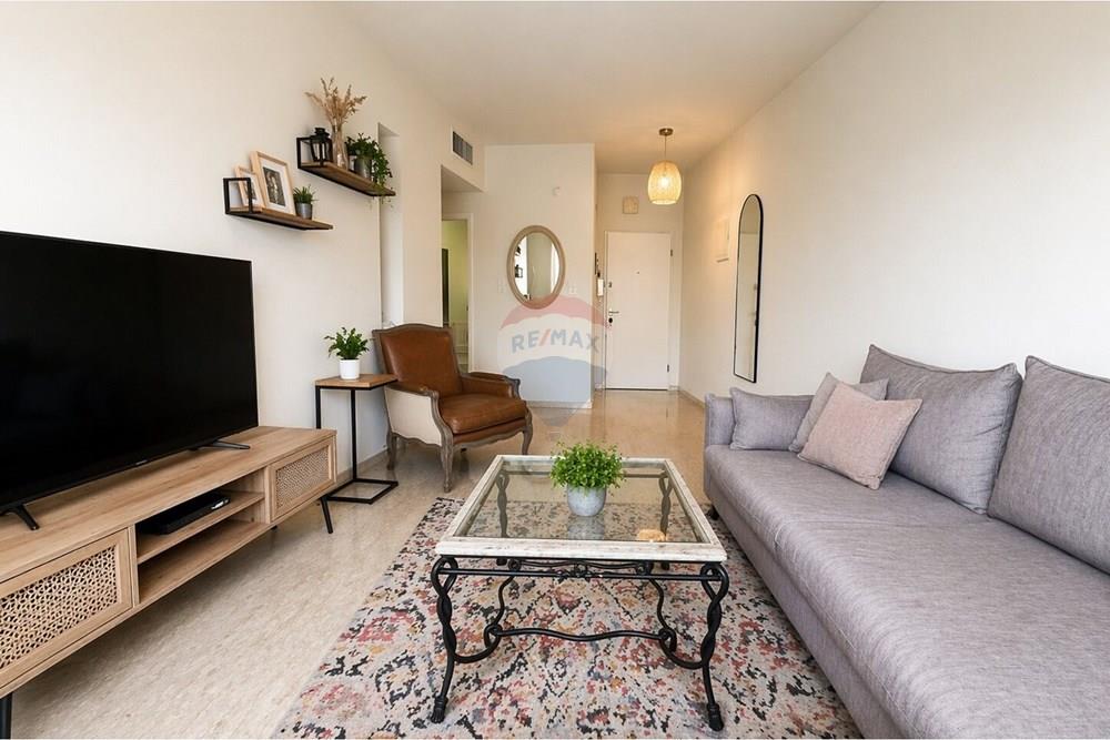 Apartment for Sale in Givatayim - Image 6