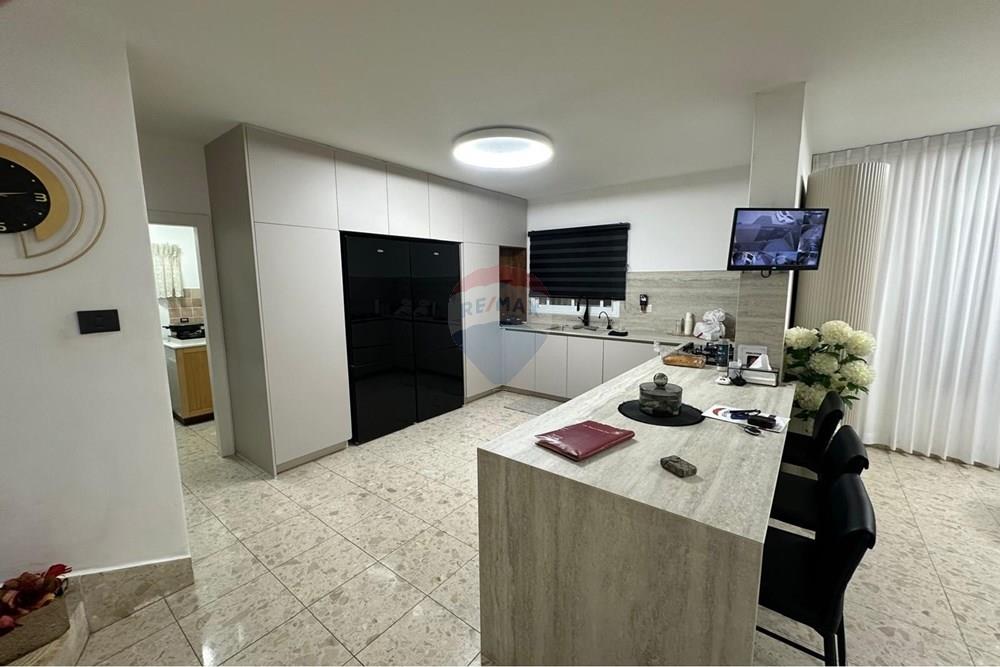 Apartment for Sale in Sderot - Image 2