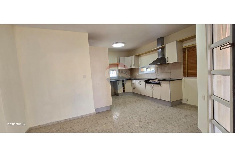 Apartment for Sale in Safed - Image 6