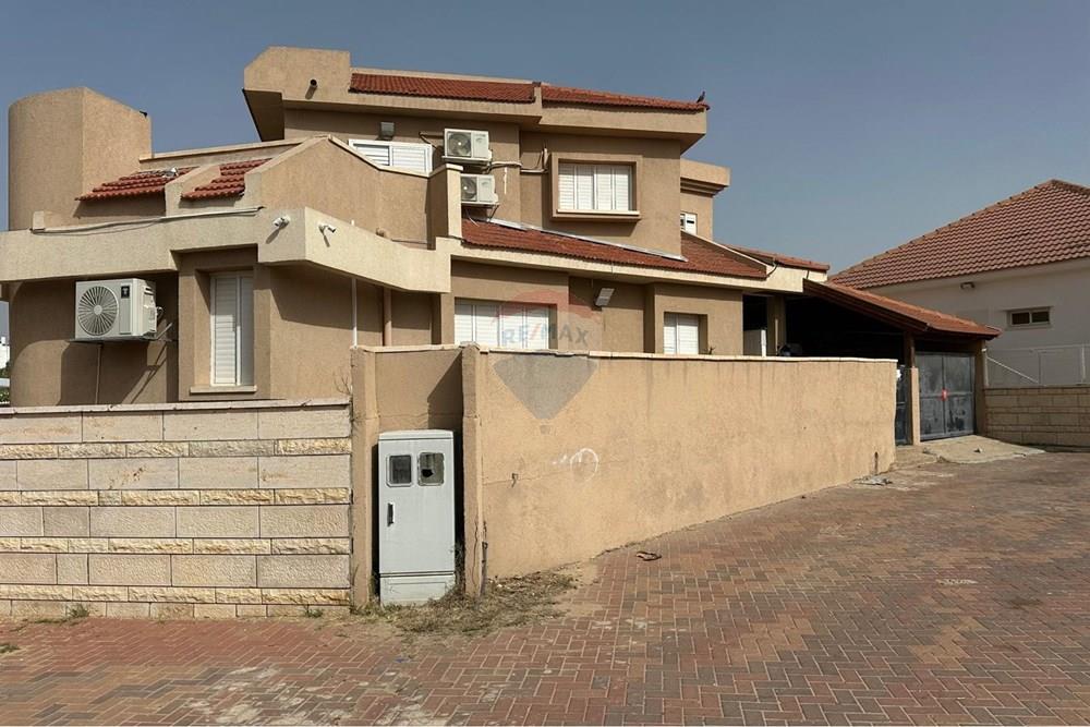 Apartment for Sale in Sderot - Image 1