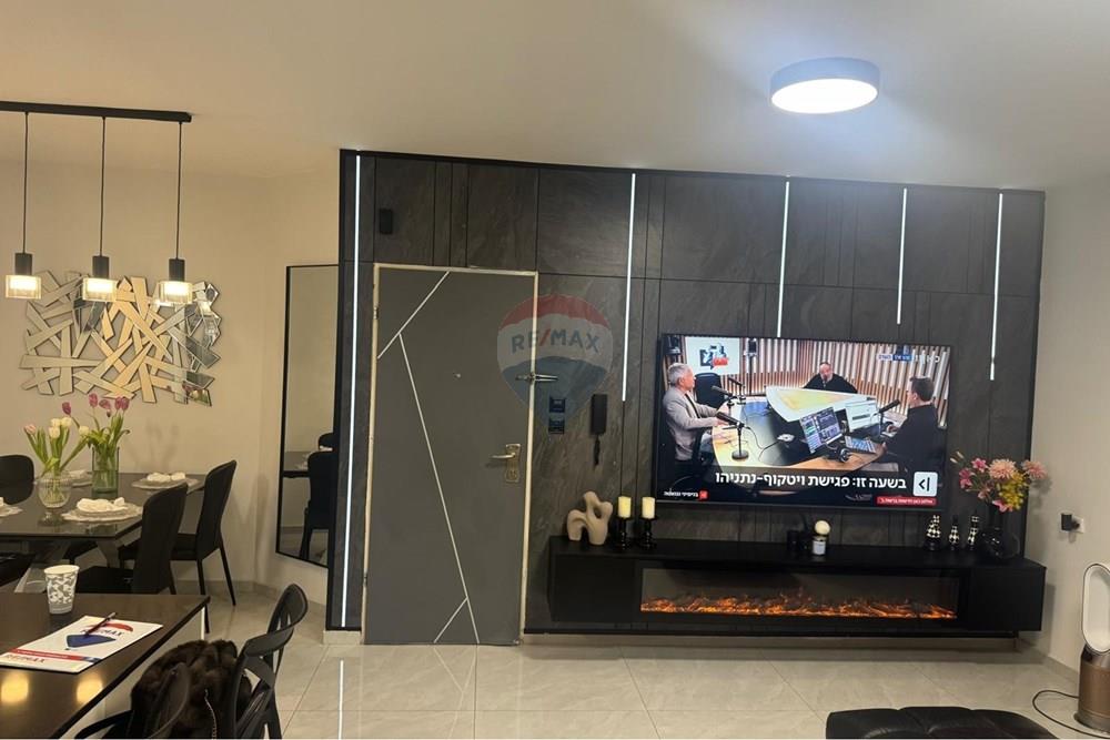 Apartment for Sale in Petah Tikva - Image 2