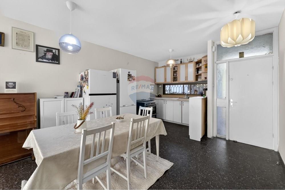 Apartment for Sale in Caesarea - Image 2