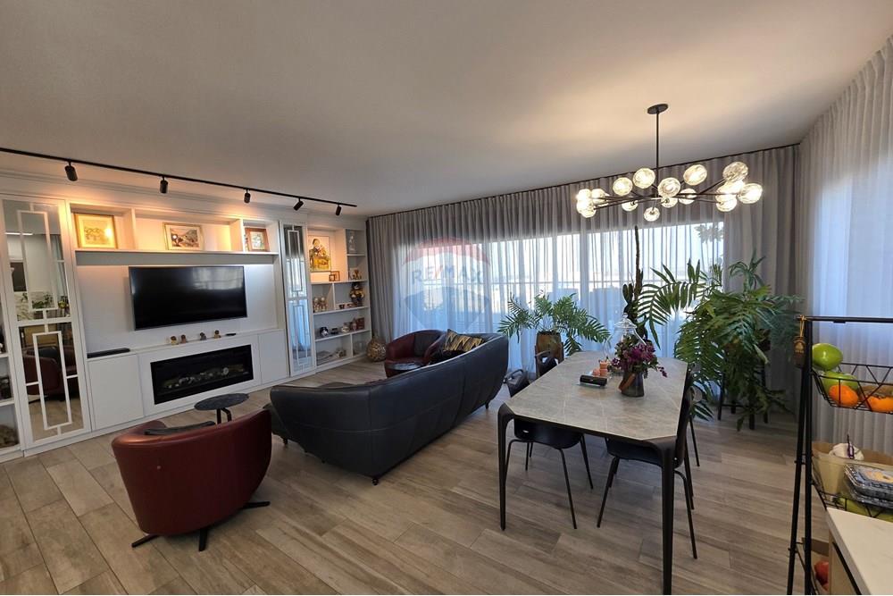 Apartment for Sale in Modi'in - Image 4