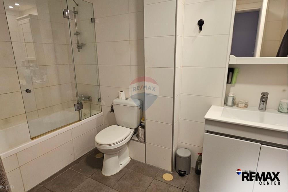 Apartment for Sale in Rishon LeZion - Image 7