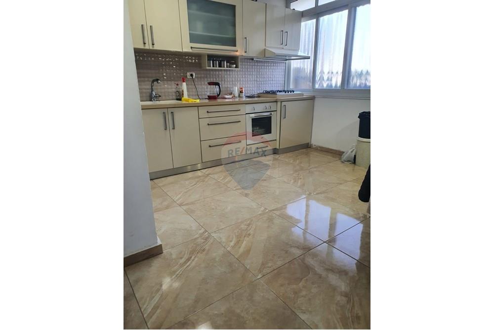 Apartment for Sale in קרית אתא - Image 4