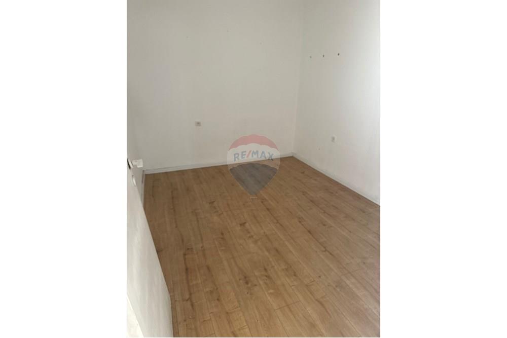 Apartment for Sale in קרית מוצקין - Image 2