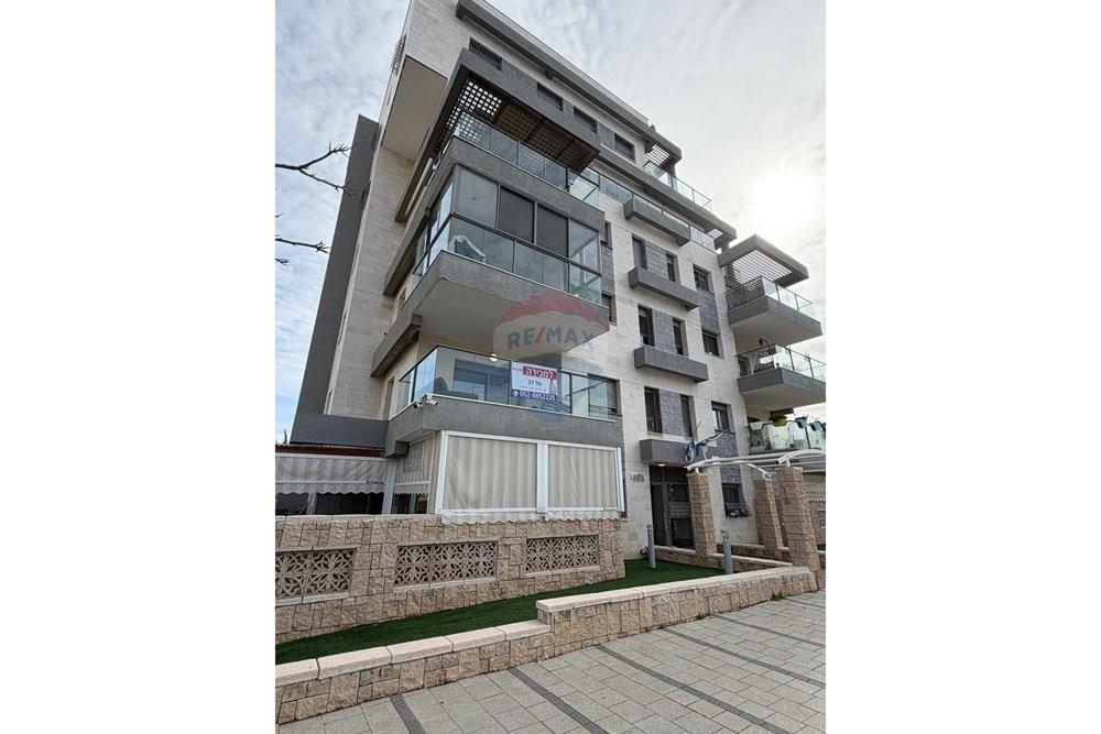 Apartment for Sale in Ashkelon - Image 1