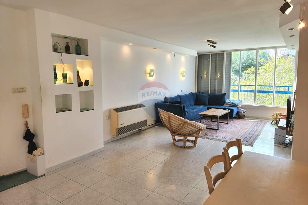 Apartment for Sale in Herzliya - Image 2