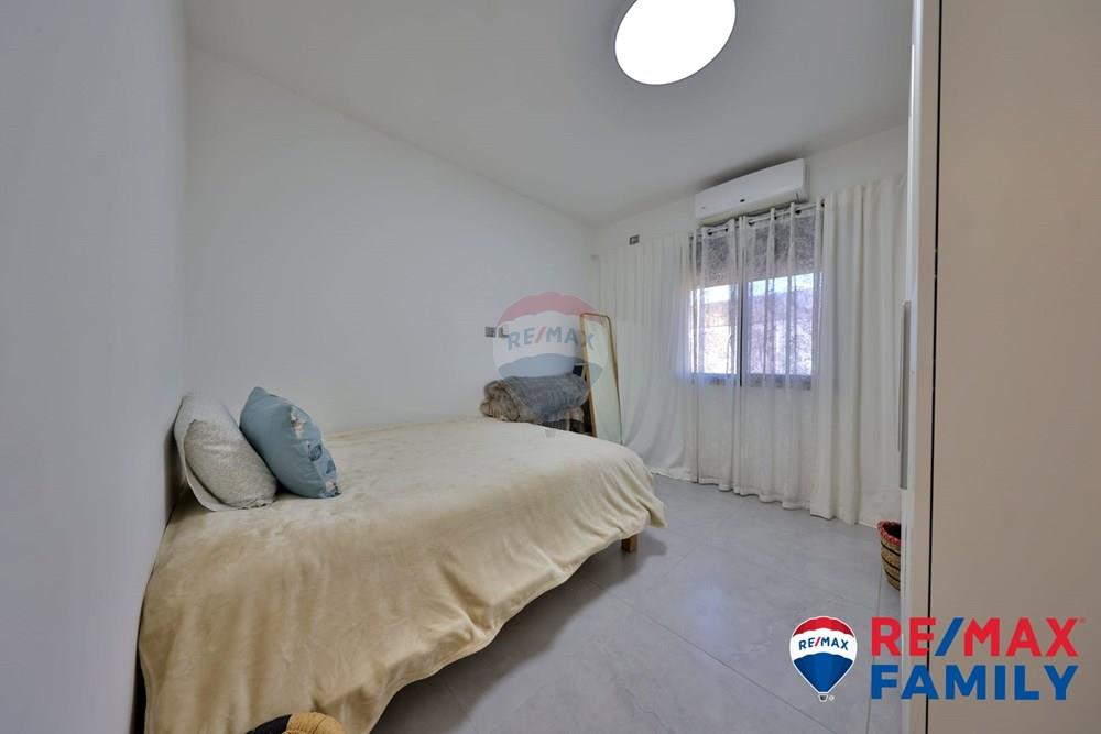 Apartment for Sale in קרית ביאליק - Image 3
