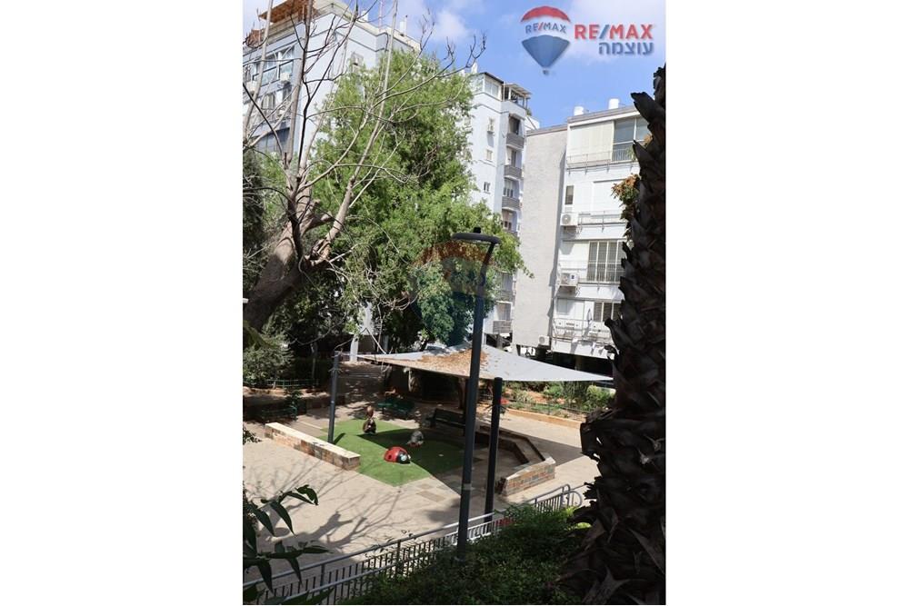 Apartment for Sale in Rishon LeZion - Image 6