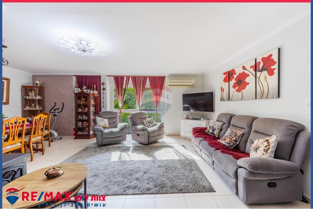 Apartment for Sale in Afula - Image 1