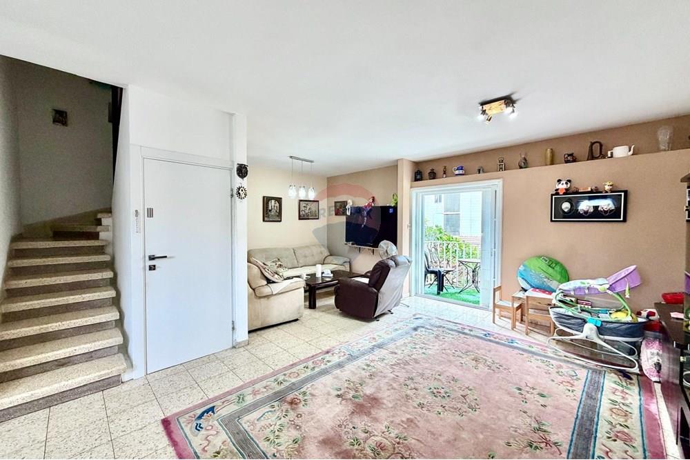 Apartment for Sale in Netanya - Image 1
