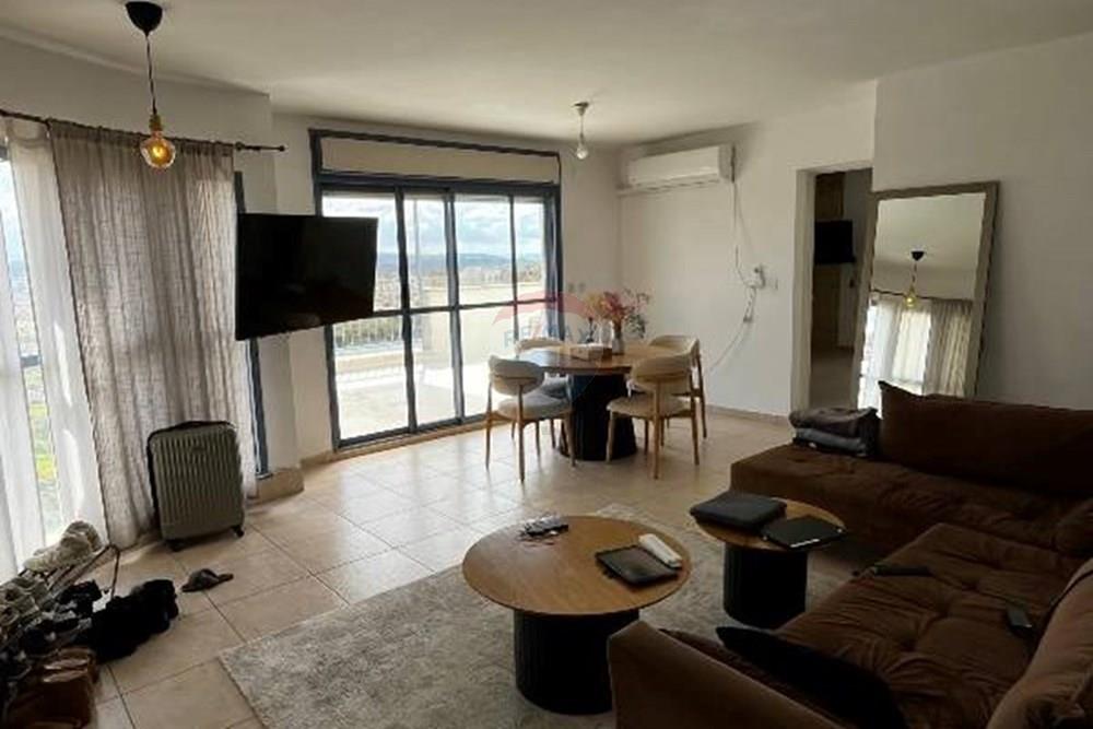 Apartment for Sale in Karmiel - Image 2