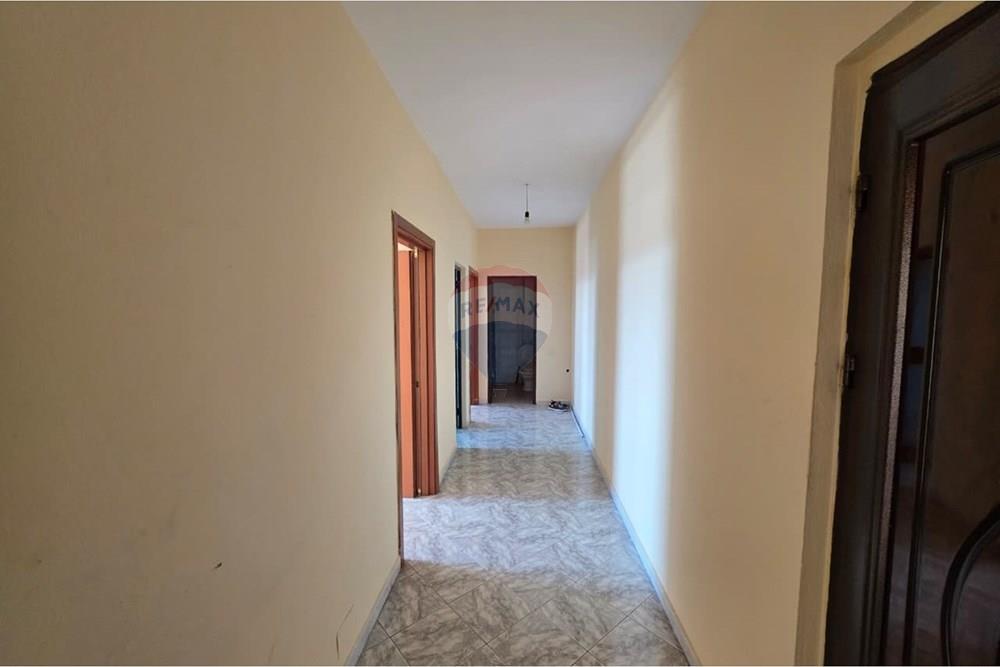 Rruga e Re, Vlorë