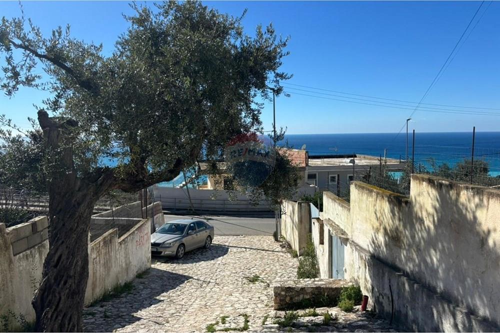 Dhërmi, Vlorë