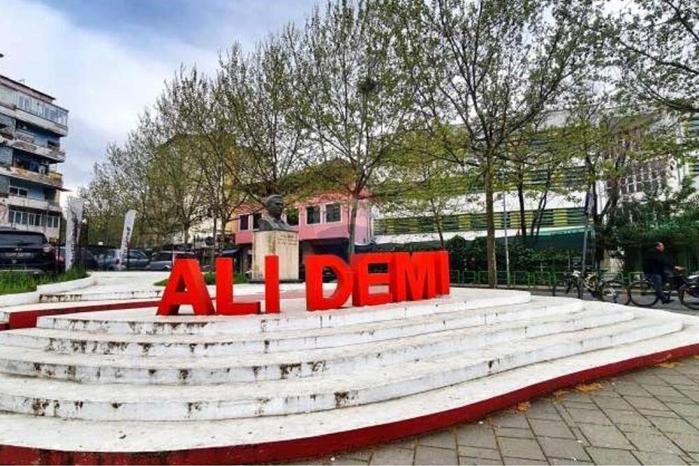 Rruga Ali Demi, Tiranë