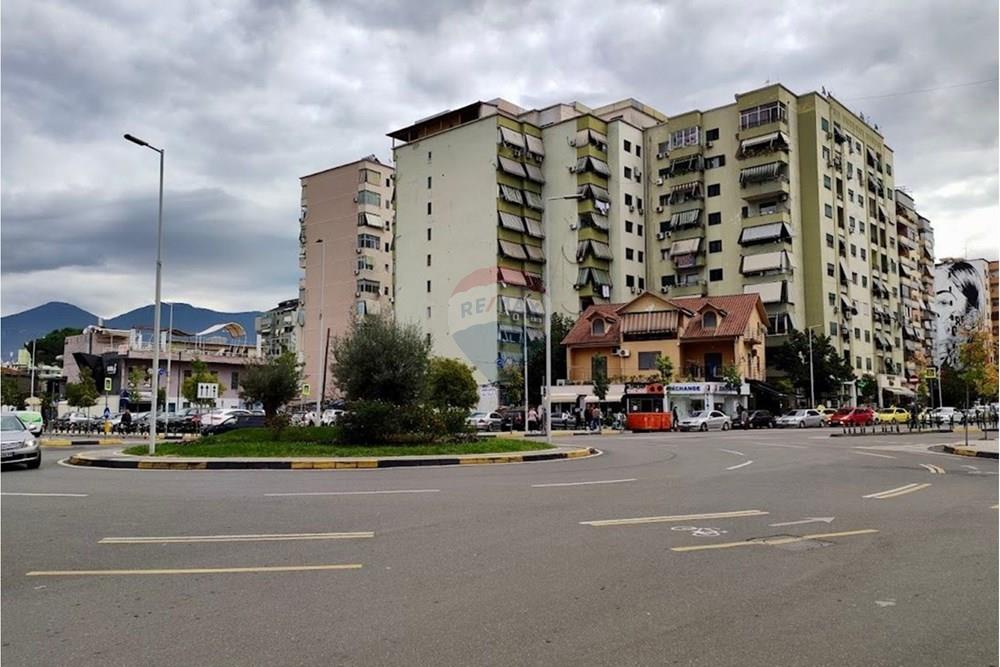 Espacio en alquiler (2)