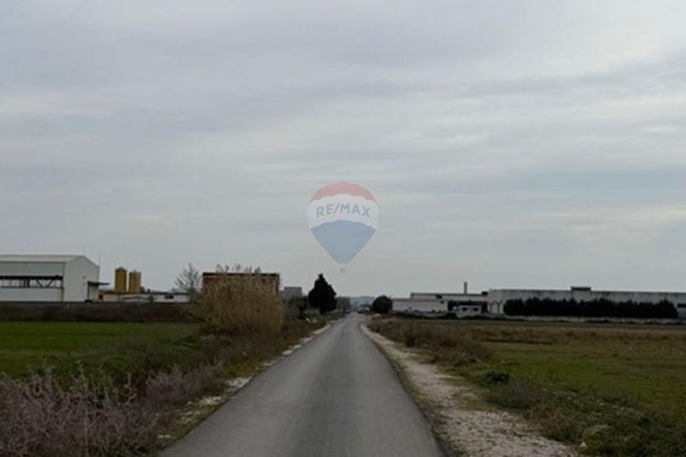 Autostrada Durrës Tiranë, Durrës