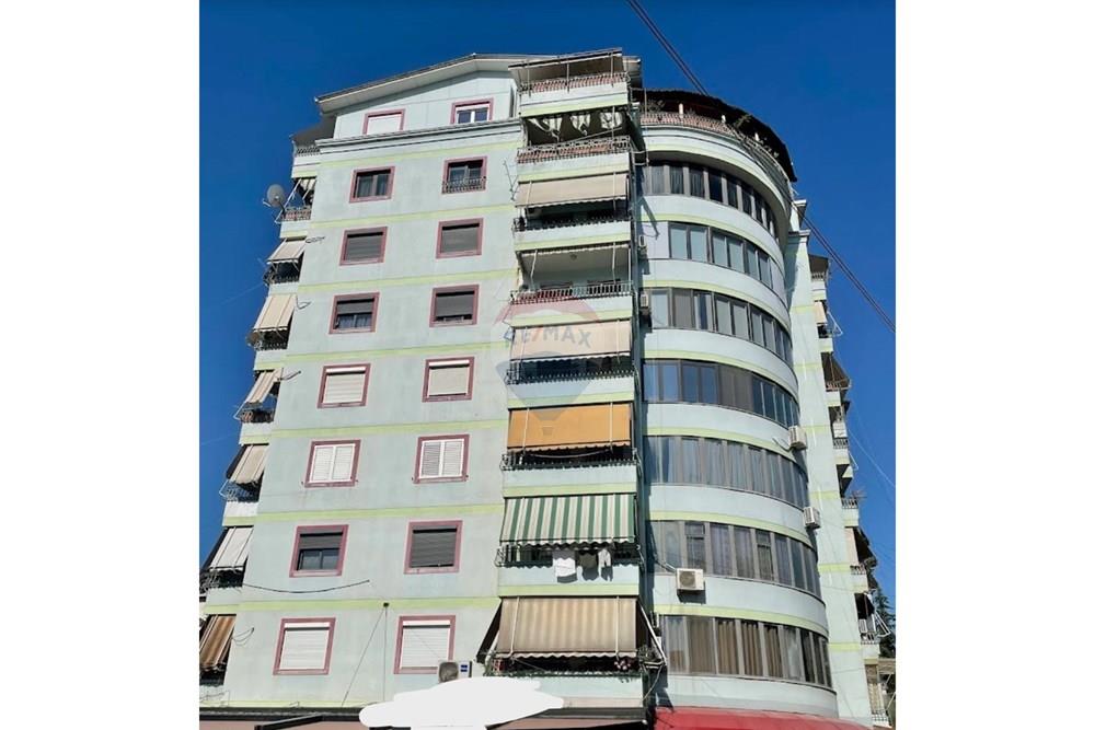Ish Tregu Elektrik, Tiranë