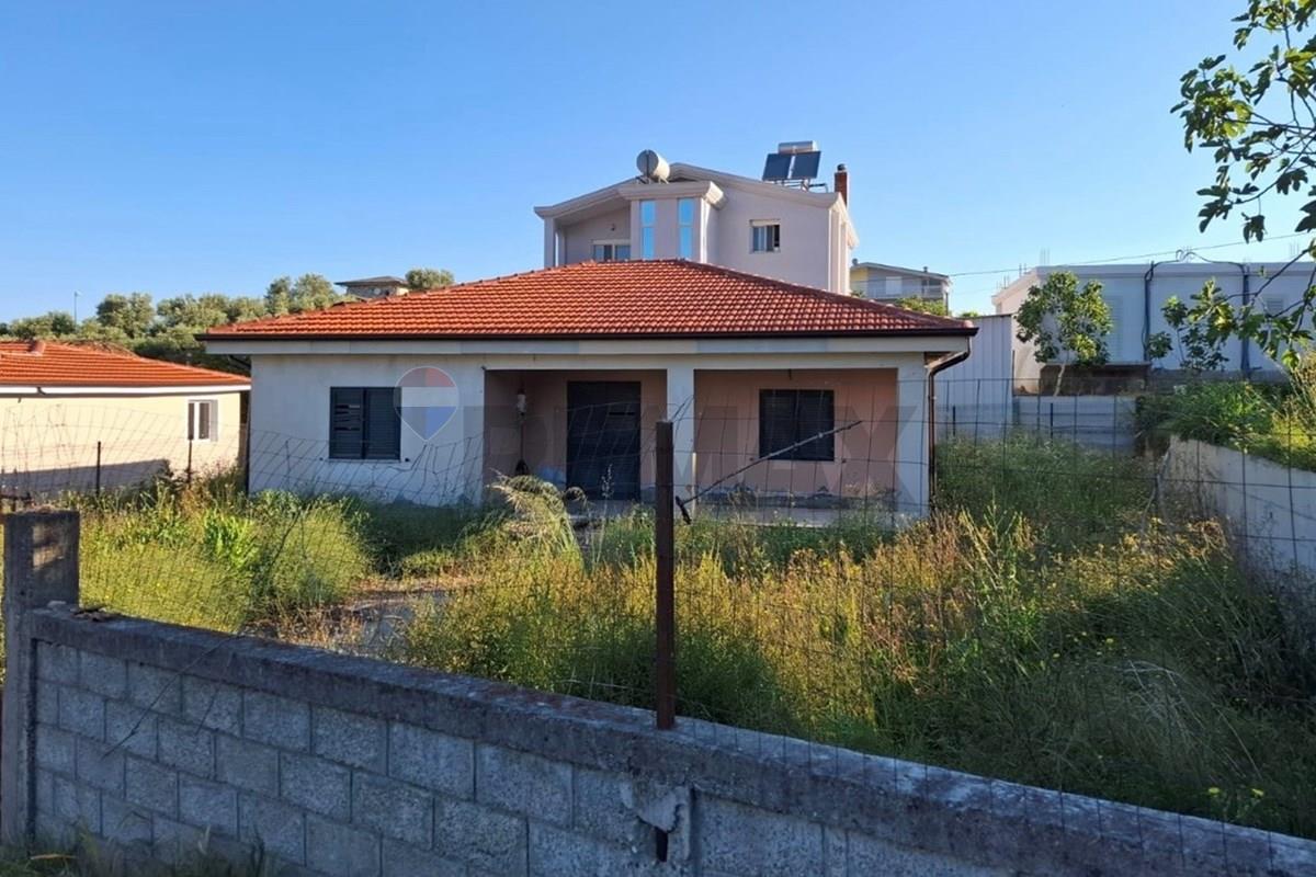 Hamallaj, Durrës