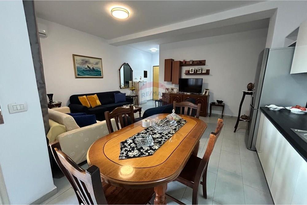 Skelë, Vlorë