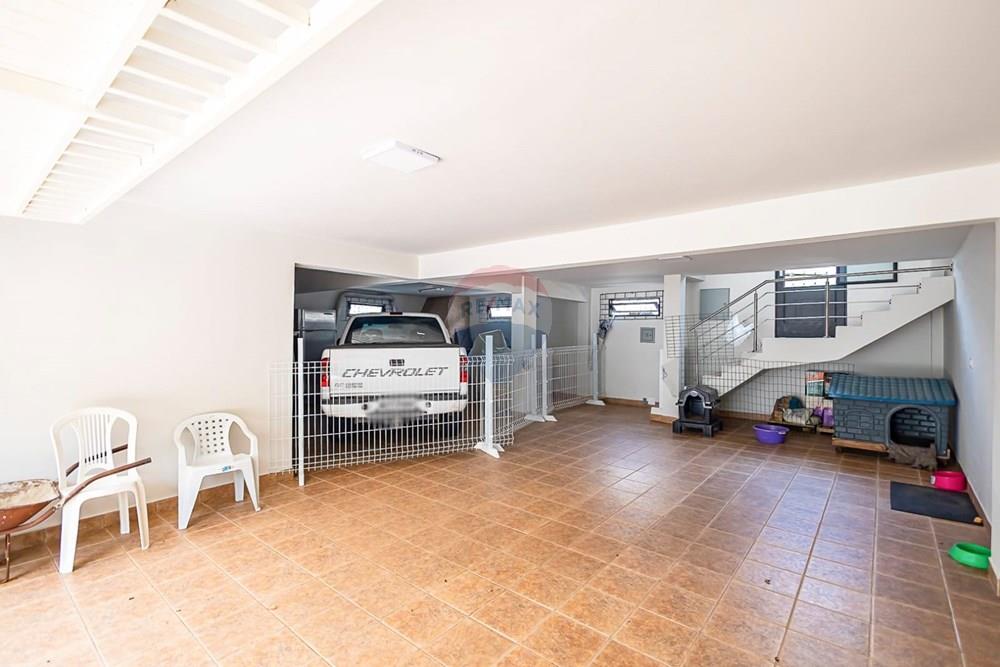 Casa, 4 quartos, 381 m² - Foto 24