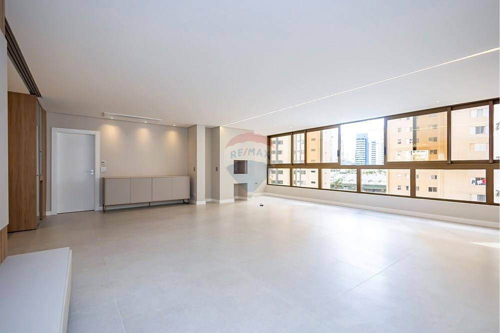Apartamento, 3 quartos, 239 m² - Foto 9