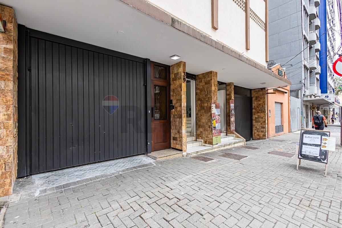 Apartamento, 3 quartos, 105 m² - Foto 2