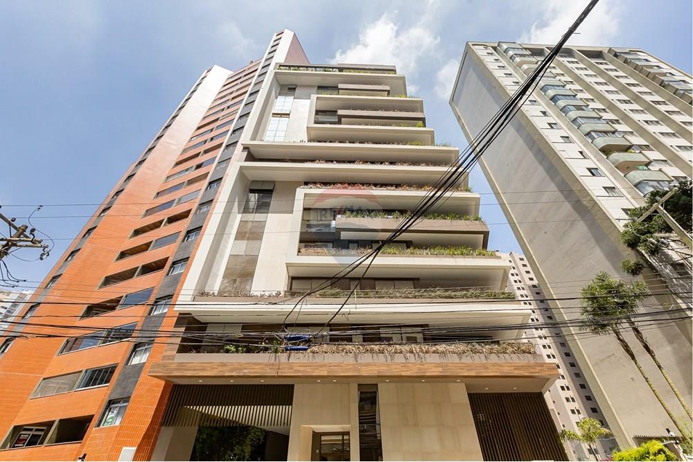 Apartamento, 3 quartos, 239 m² - Foto 1