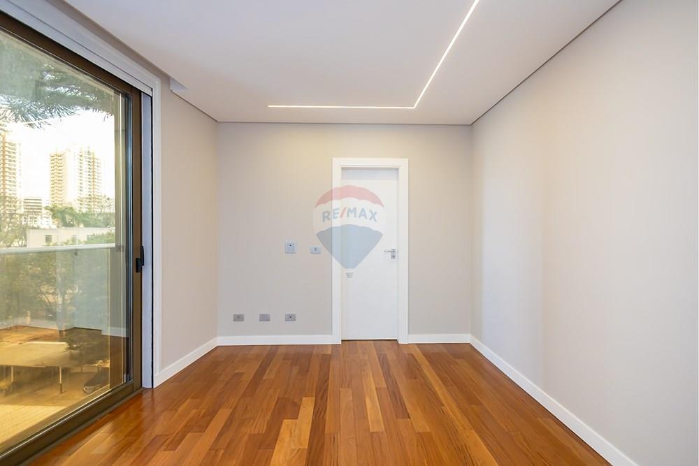 Apartamento, 3 quartos, 239 m² - Foto 36