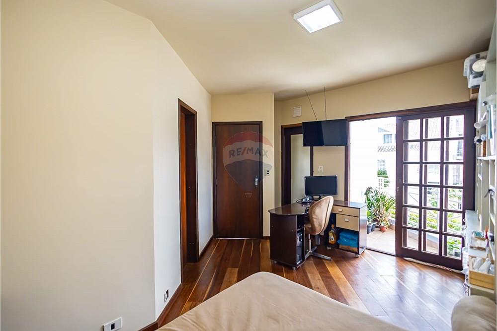 Casa, 4 quartos, 381 m² - Foto 13