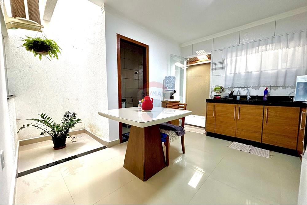 Apartamento, 3 quartos, 96 m² - Foto 1