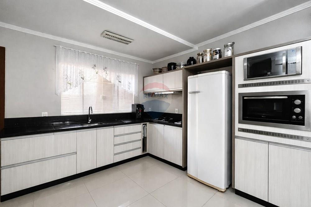 SOBRADO ENCANTADOR EM CONDOMÍNIO FECHADO - BAIRRO DO SOL | INDAIAL - foto 1