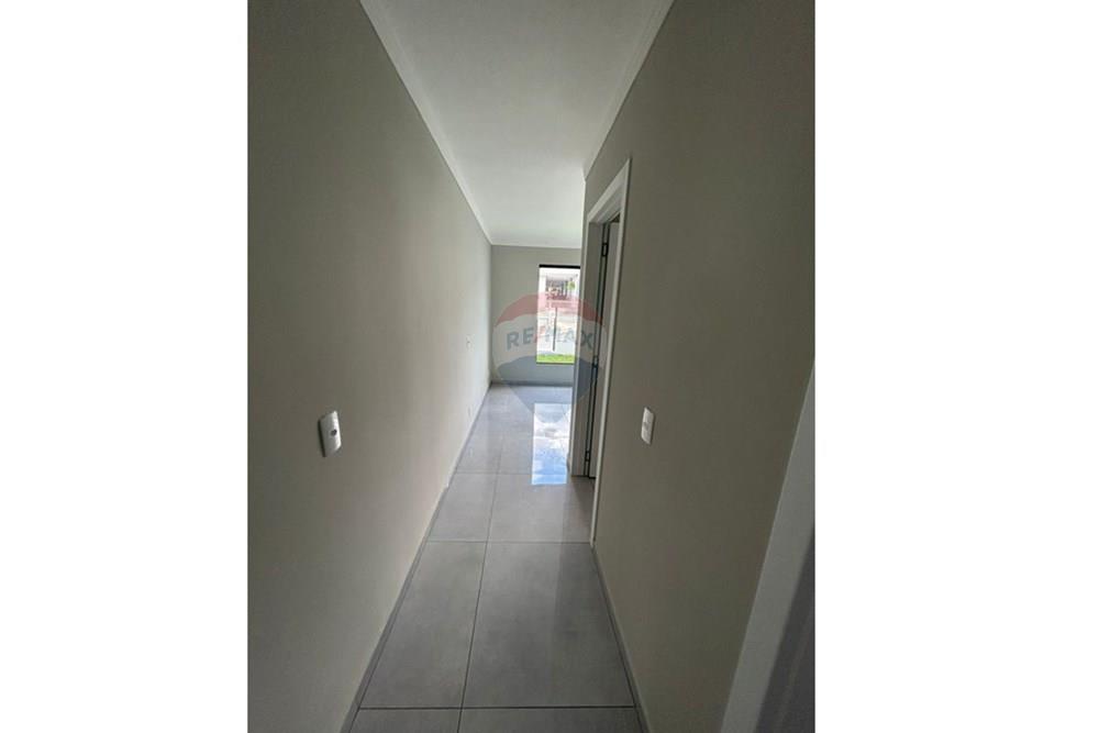 CASA COM 1 SUÍTE COM CLOSET+ 2 QUARTOS, ÁREA DE FESTA E GARAGEM PARA 2 CARROS — foto 6