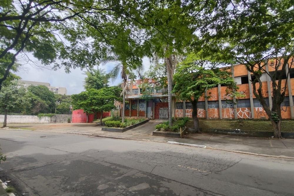 Loteamento e Condomínio, 4628 m² - Foto 8